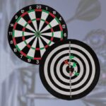 Dartskive med to sider og 6 dartpile