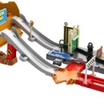 Disney Cars - Race & Go Racerbane Legesæt