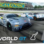 Scalextric Racerbane - Arc Air World Gt - Porsche Vs Aston Martin - 1:32 - C1434p