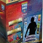 Panini Adrenalyn XL: FIFA 365 2025 Nordic Edition - XXL Maxi Blister - 3 Boosters, 2 Limited-Kort og 2 XXL Limited-Kort