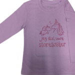 Jeg Skal Være Storesøster T-Shirt L/S, Lavender Med Lilla Krystalina Tryk - Jeg skal være storesøster T-Shirt - Legekammeraten.dk